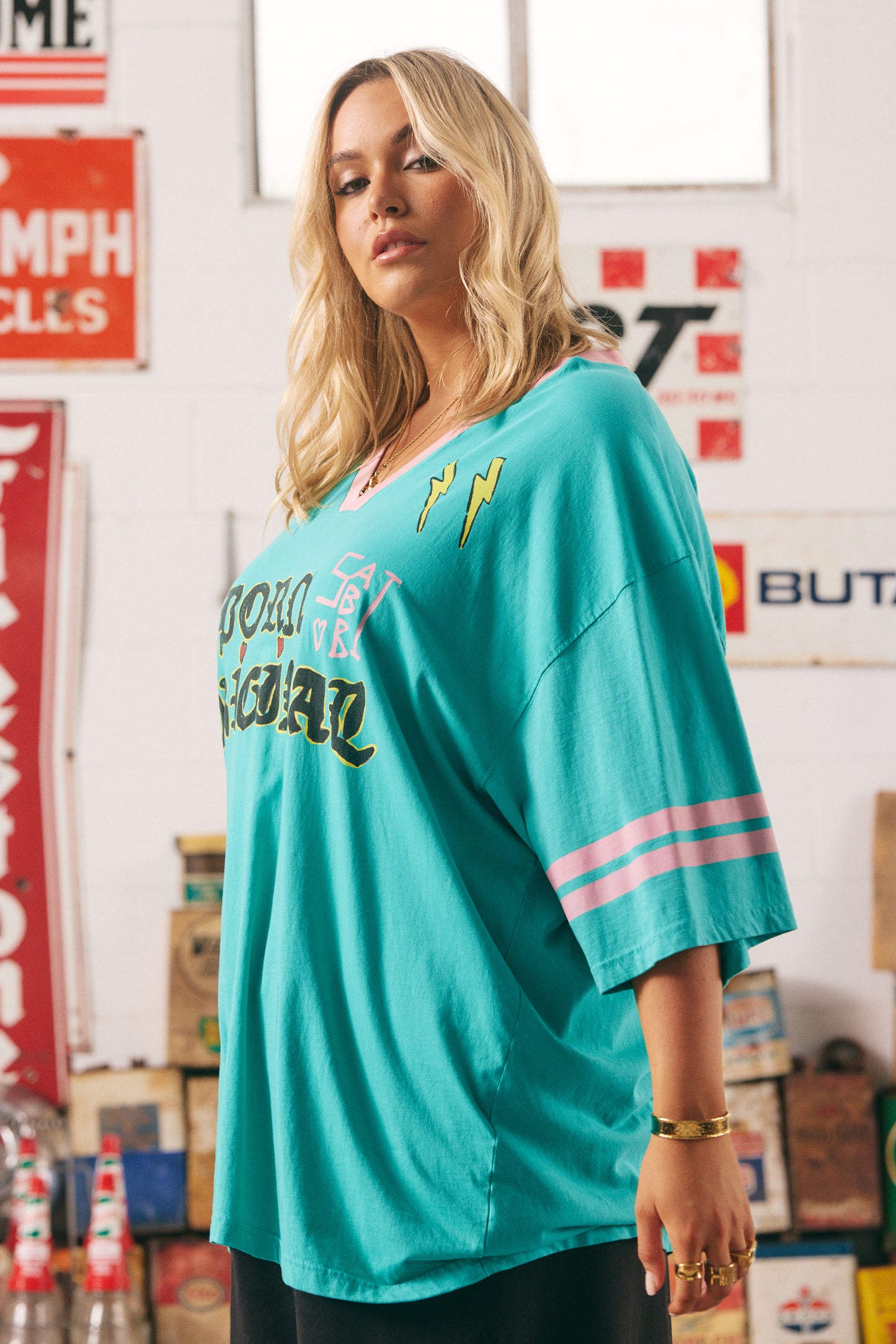 THE BORN ORIGINAL TEE - TEAL & PINK | SABBI THE STORE