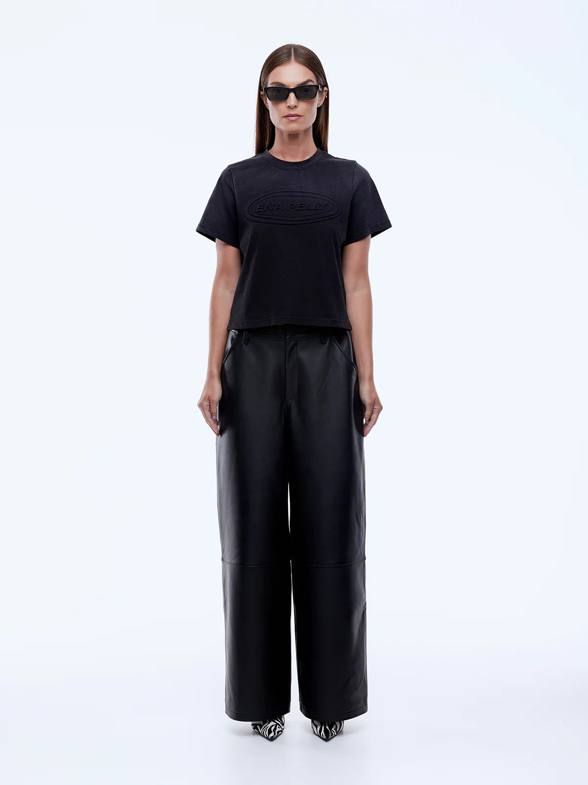 Washed Debossed Relaxed Baby Tee - Black | Ena Pelly