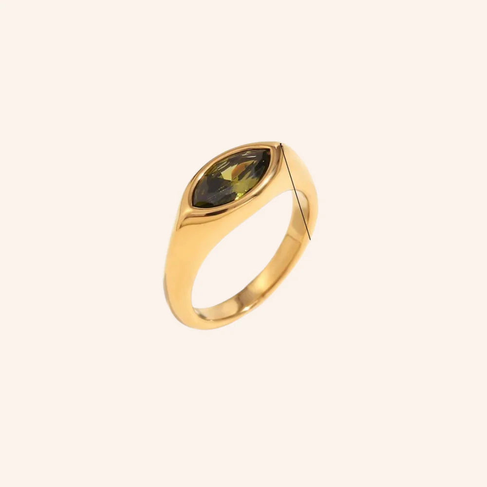 Ember Ring - Emerald Stone | We Are Emte