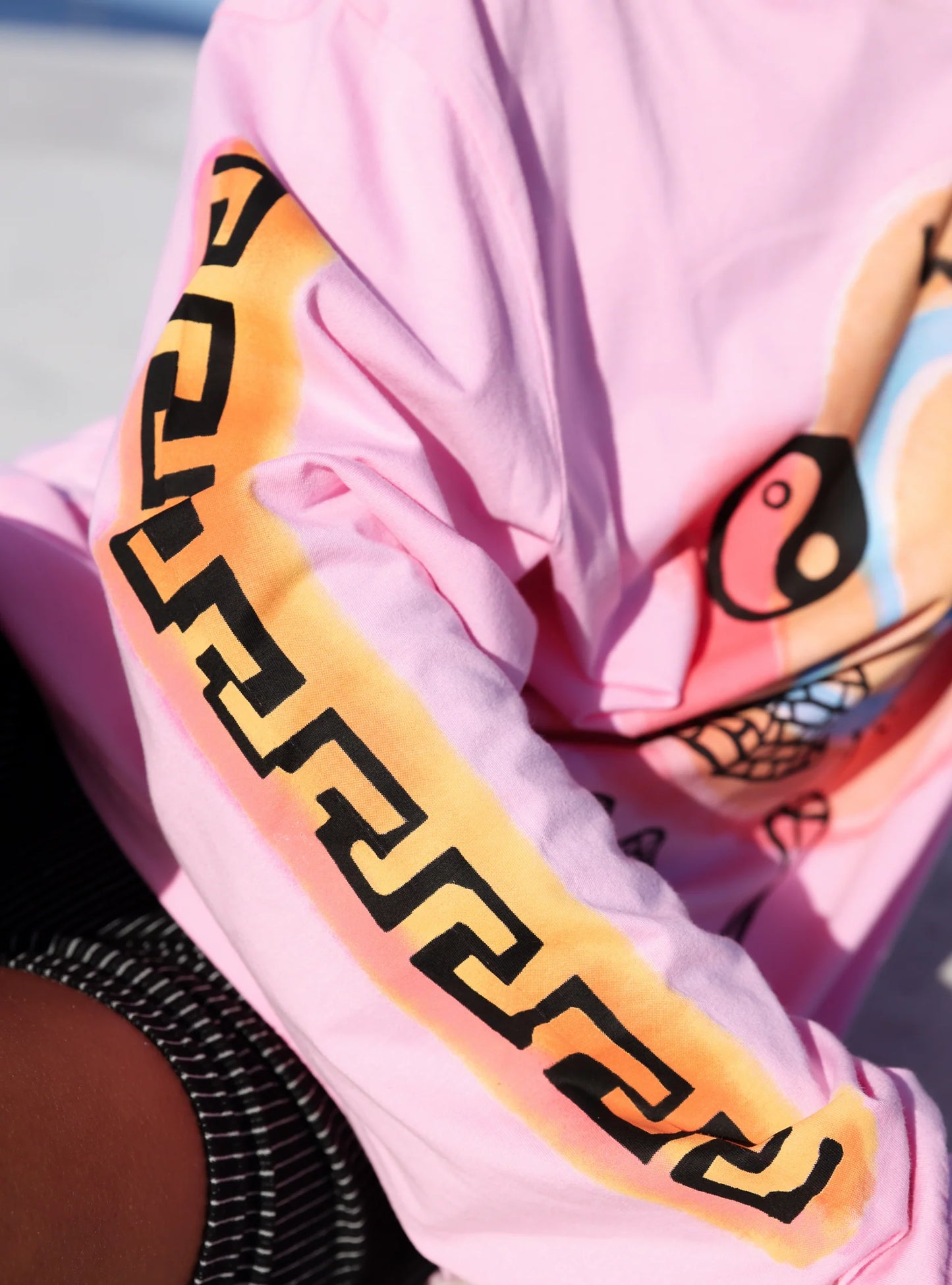 Cosmic World LS Tee | Patchs Studio
