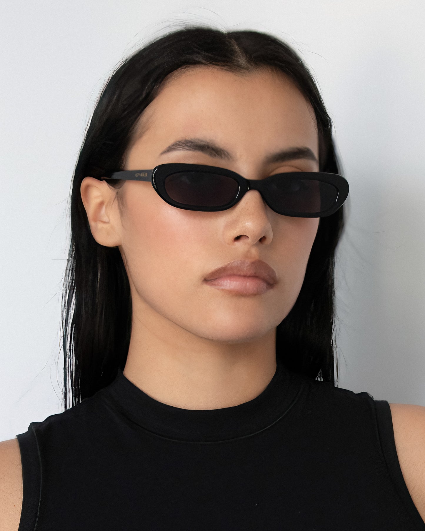 Lola Sunglasses Black | Lu Goldie