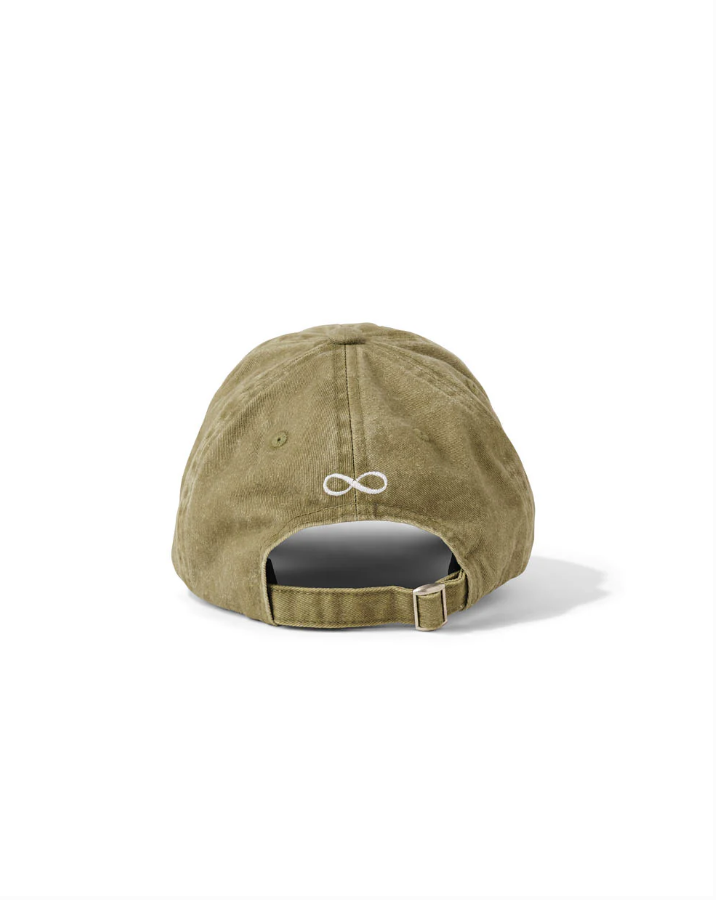 I love my dog Green - i love hats