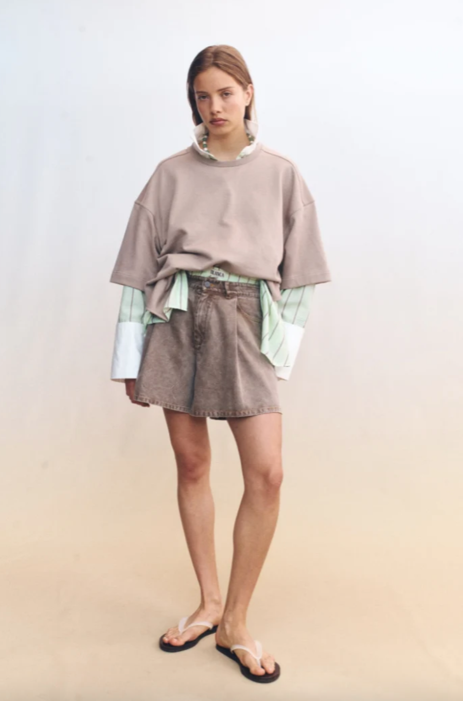 Julienne Short Brown | Blanca