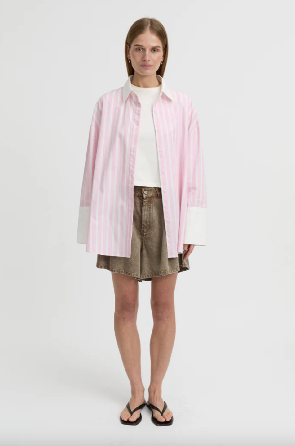 Julienne Short Brown | Blanca
