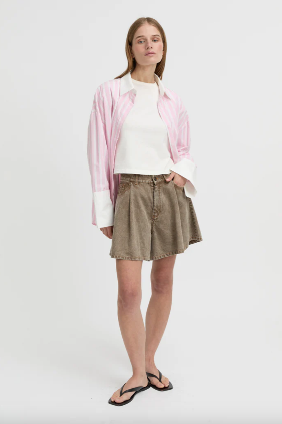 Julienne Short Brown | Blanca