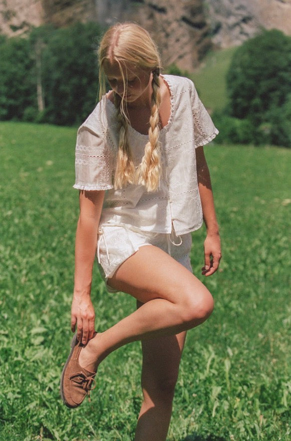 Alenka Lace Blouse - Blanc | Juni