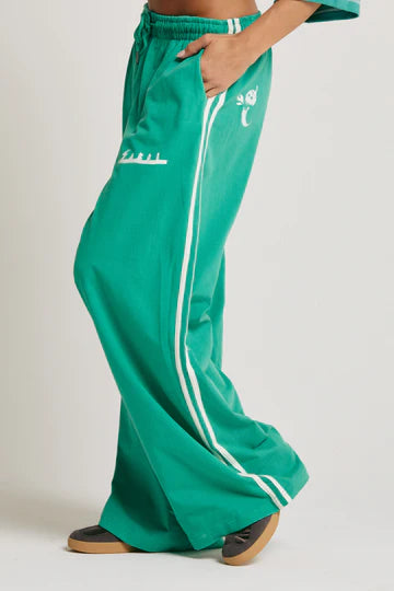 The Margie Chido Pants - Green | Sabbi