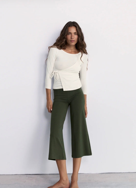 Mid Rise Flare 7’8 Length -Khaki | Pinky & Kamal