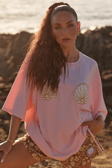 The Very Oversized Shell Titty Tee - Light Pink | Sabbi