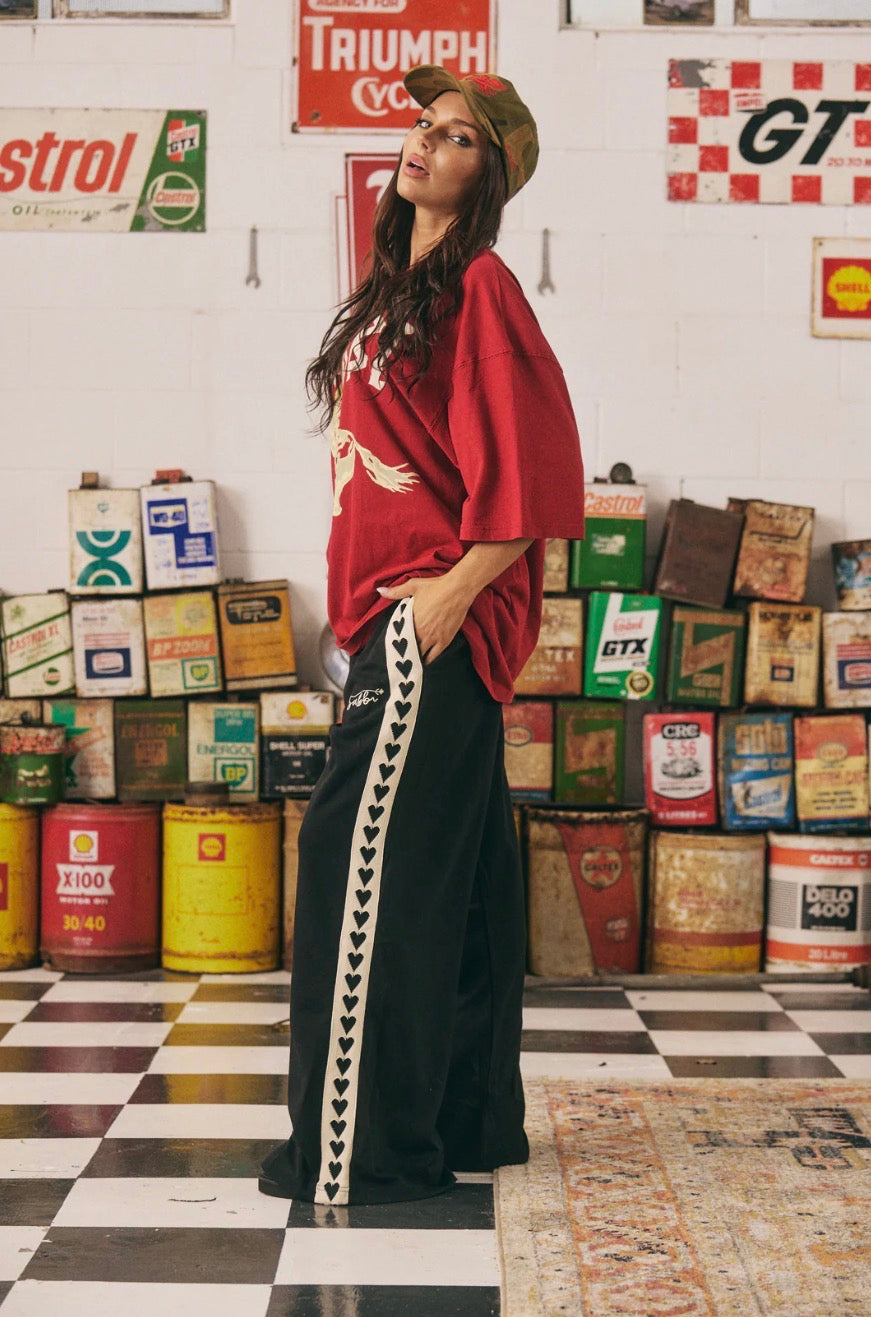 The Raving Hearts Pants Black | Sabbi The Store