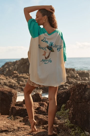 The Long Time No Sea Raglan Tee - Green | Sabbi