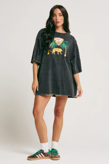 Elephant Safari Tee - Black | Sabbi