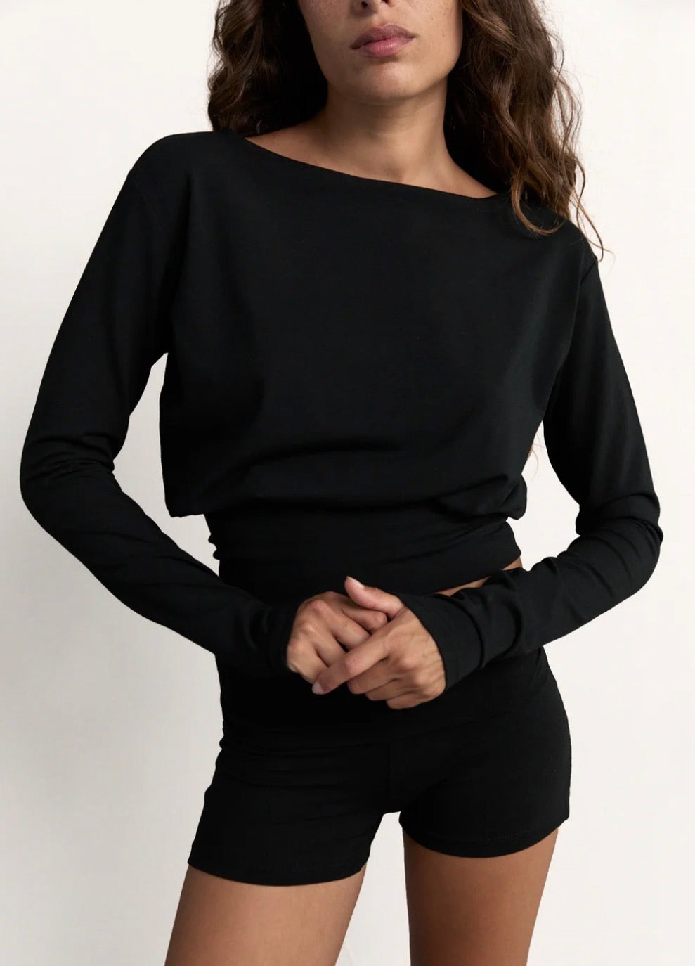 Contour Long Sleeve - Black | Pinky & Kamal