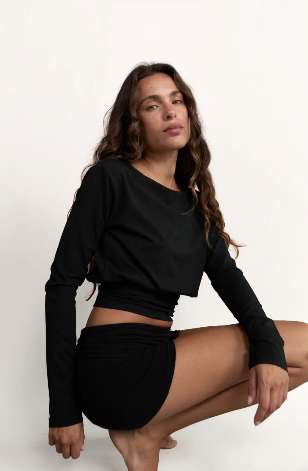 Contour Long Sleeve - Black | Pinky & Kamal