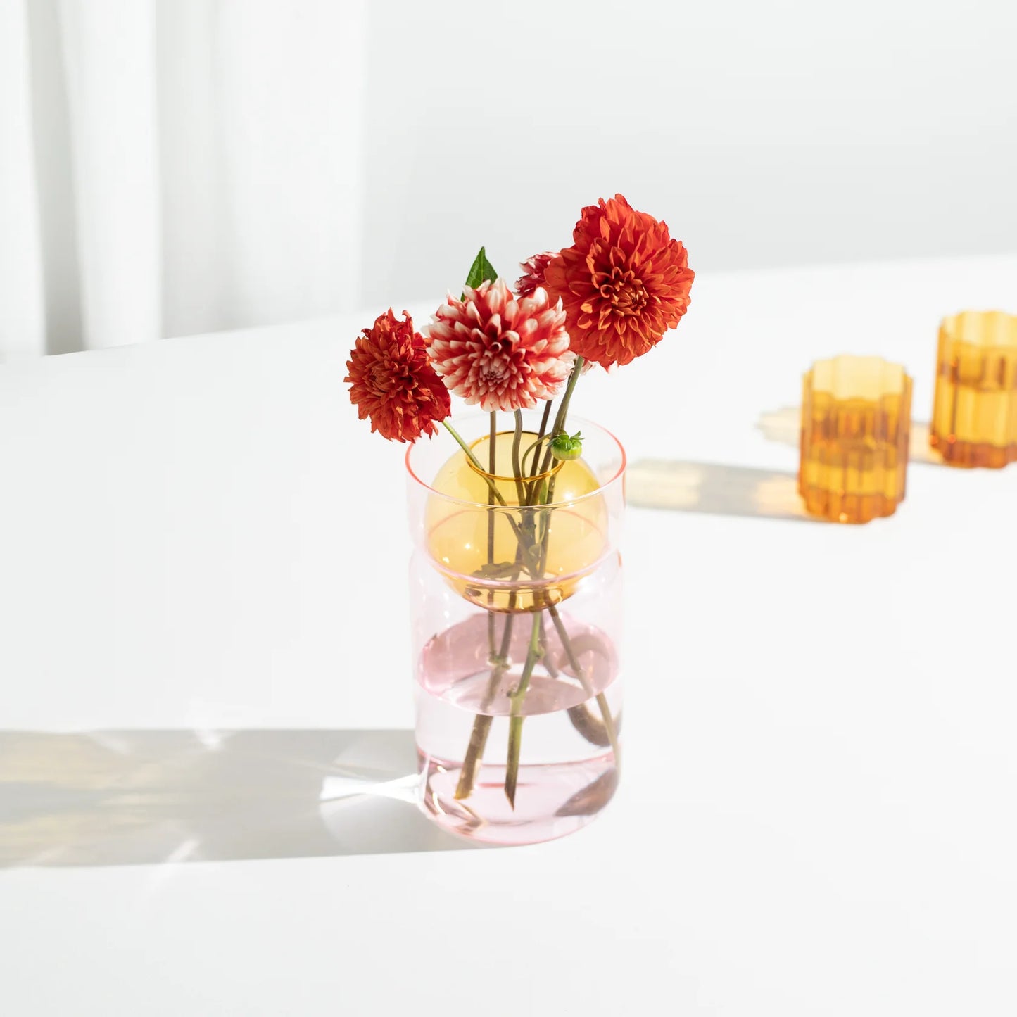 Balance Vase Pink and Amber | Fazeek