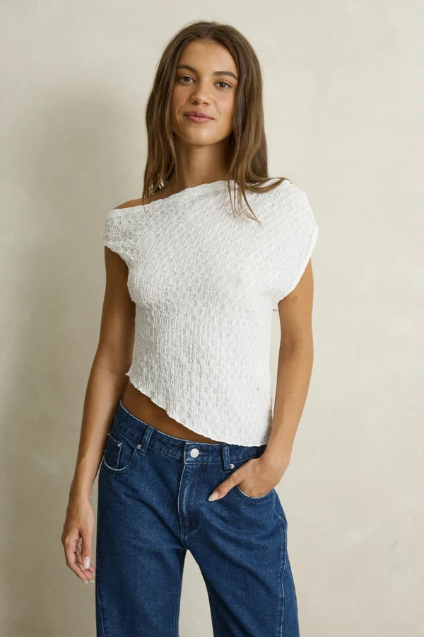 Maya Lace Asymmetric Top | Rhythm