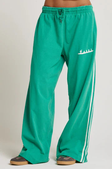 The Margie Chido Pants - Green | Sabbi