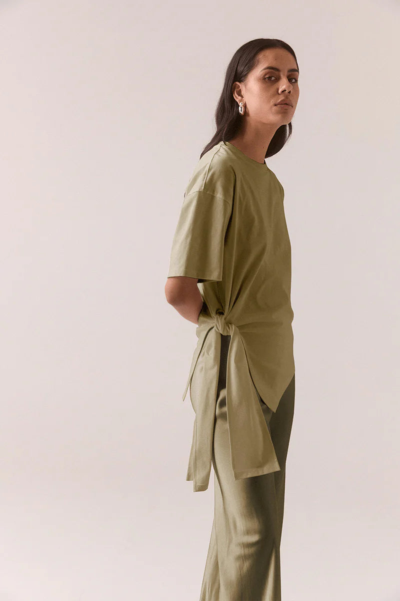 Blake Tee Light Olive | Sovere