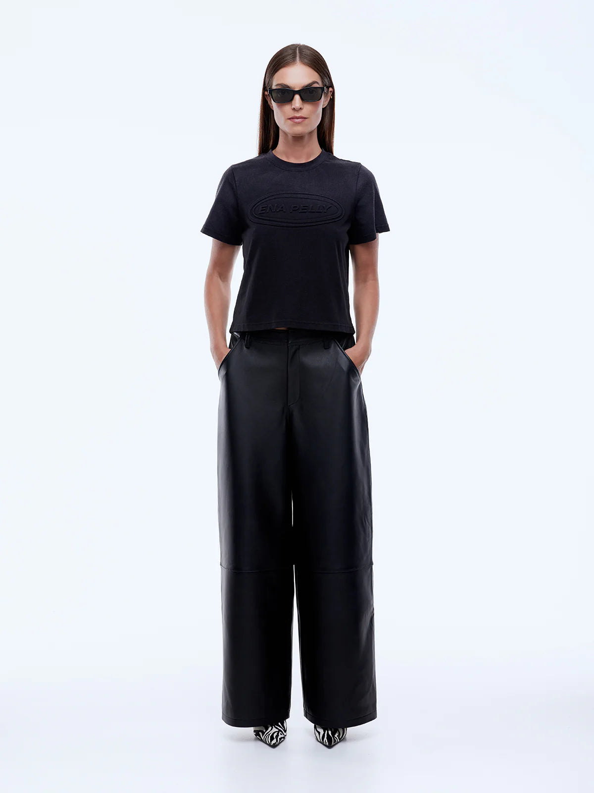 Washed Debossed Relaxed Baby Tee - Black | Ena Pelly