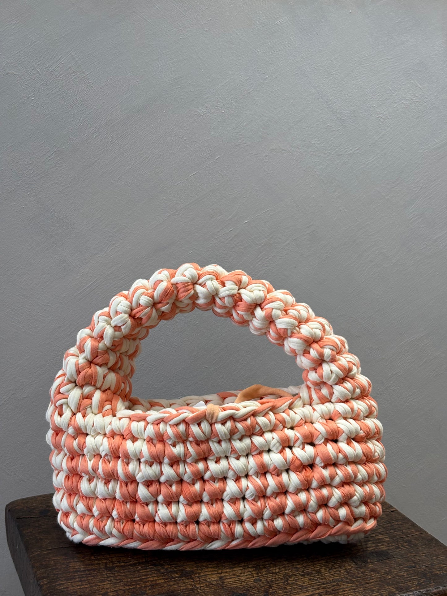The Lys Mini - Peach & White | ByMoja