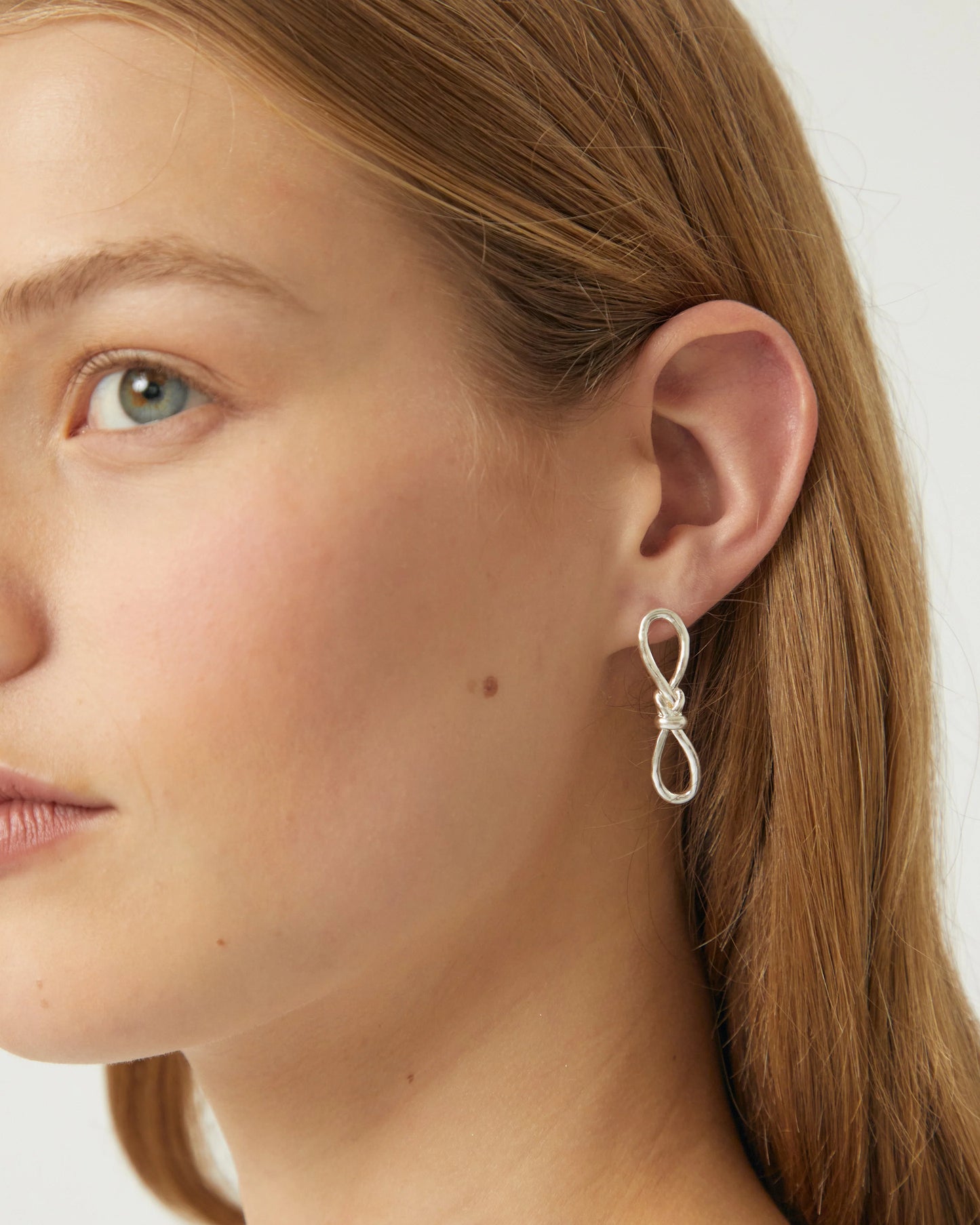 Knotted Mini Earrings - Silver | Brie Leon