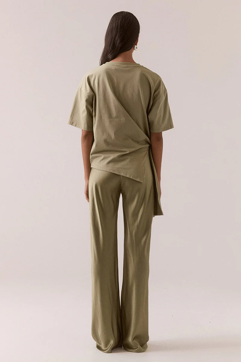 Blake Tee Light Olive | Sovere