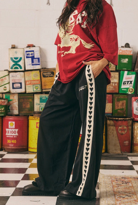 The Raving Hearts Pants Black | Sabbi The Store