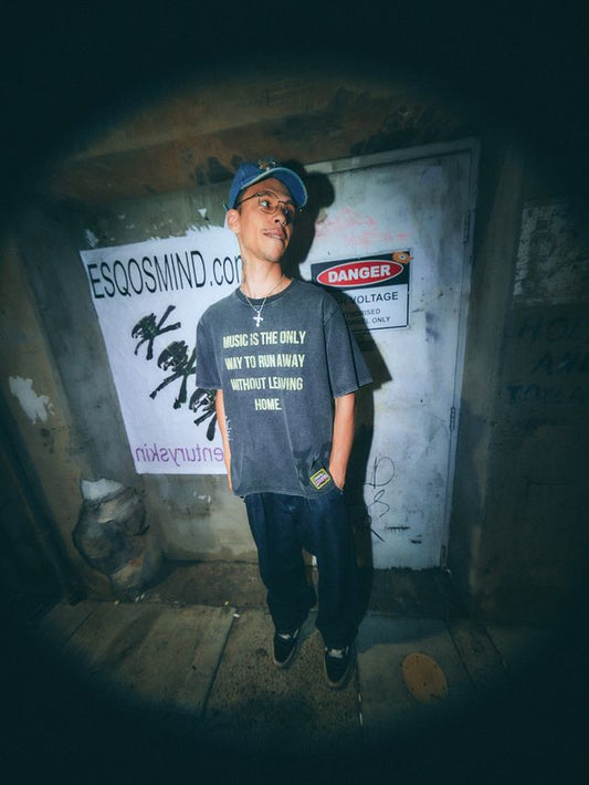 The Vinyl Shop Tee - Black | Sabbi