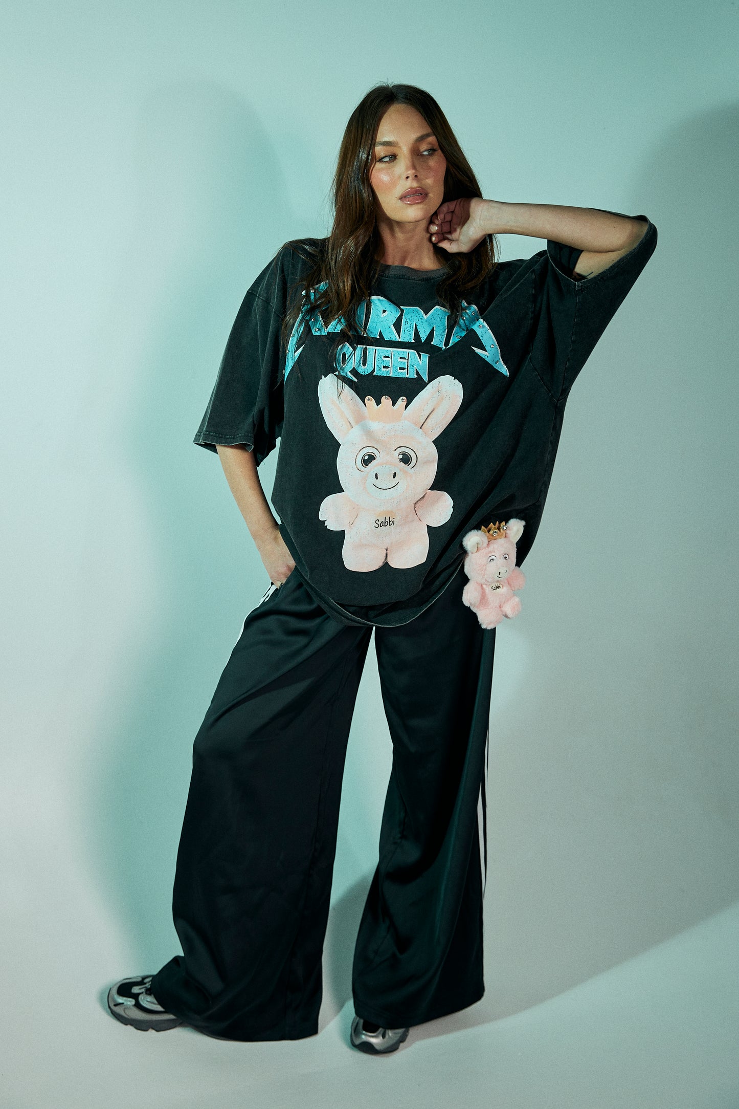 THE KARMA QUEEN BLING TEE - BLACK l Sabbi