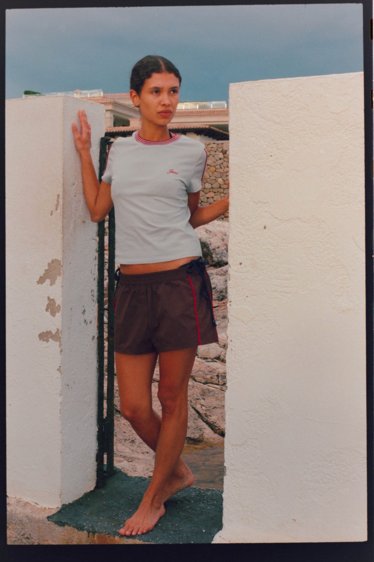 Genevieve Short - Espresso | Juni
