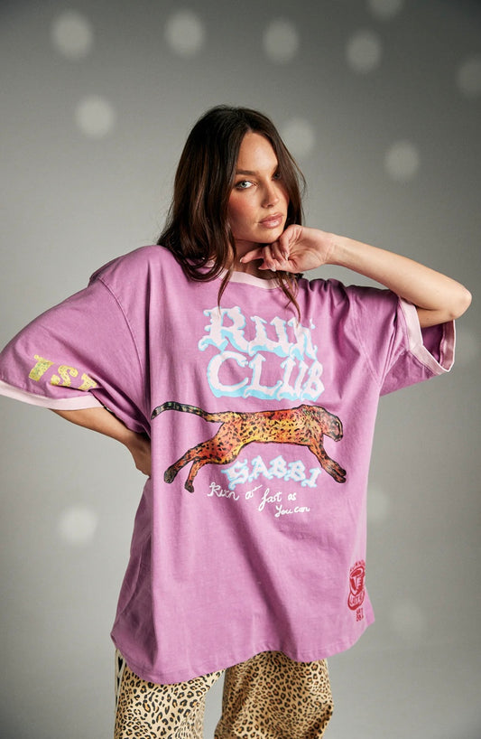 Run Club Tee - Pink | Sabbi