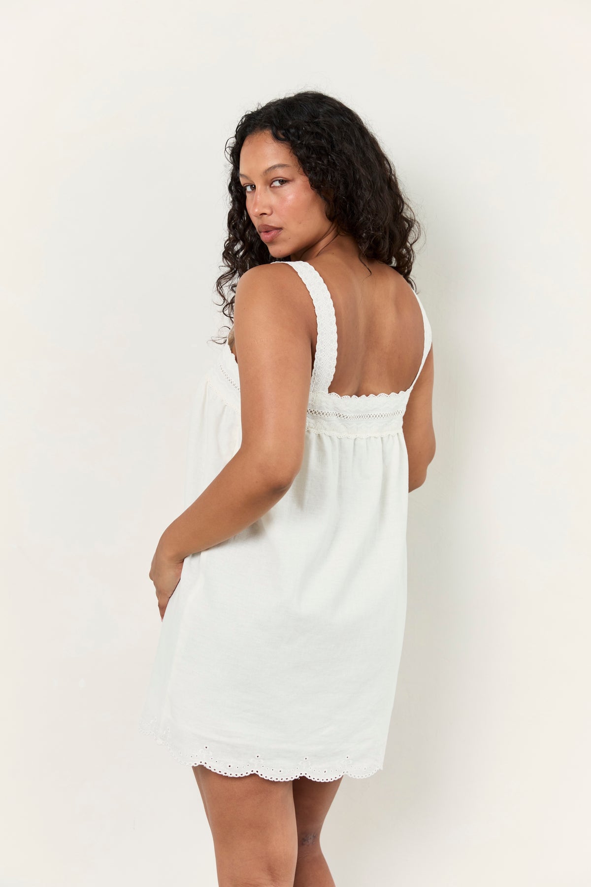 Francesca Mini Dress - Blanc | Juni