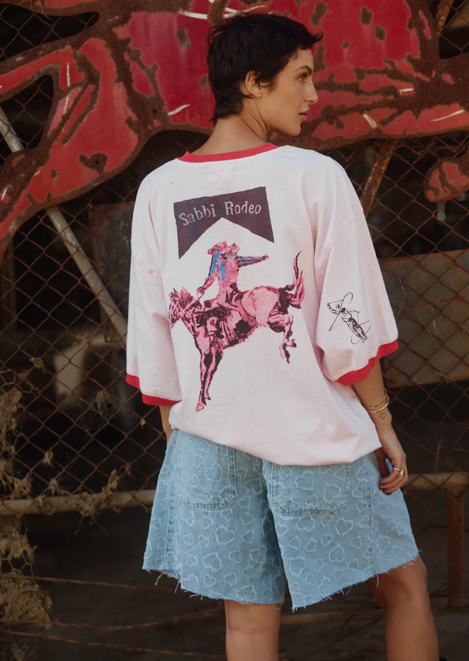 The Very Oversized Champagne Cowboy Tee | Sabbi