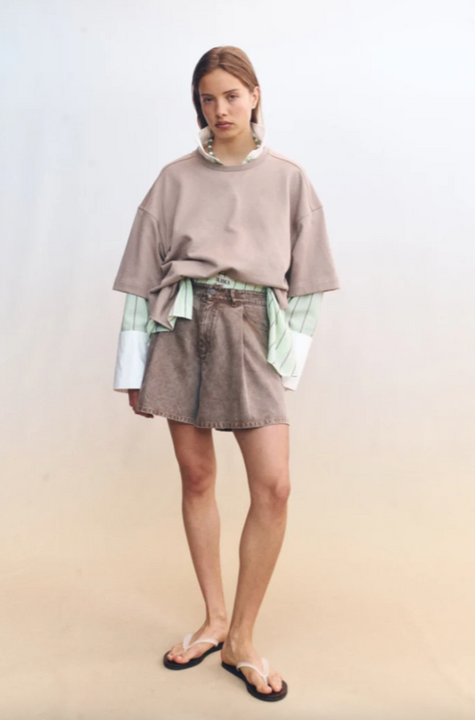 Julienne Short Brown | Blanca
