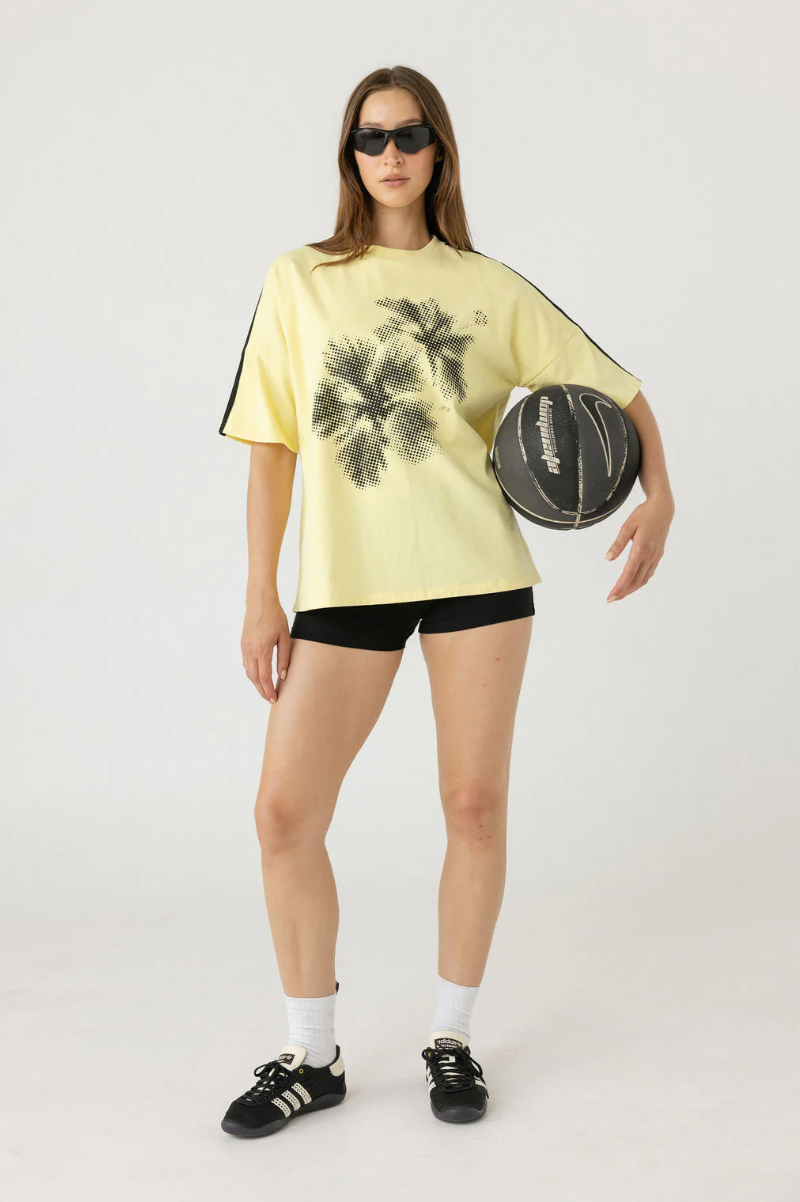 Hibiscus T-Shirt Butter/Black - Pinky & Kamal